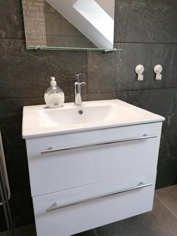 Mohacs Apartman Bagian luar foto