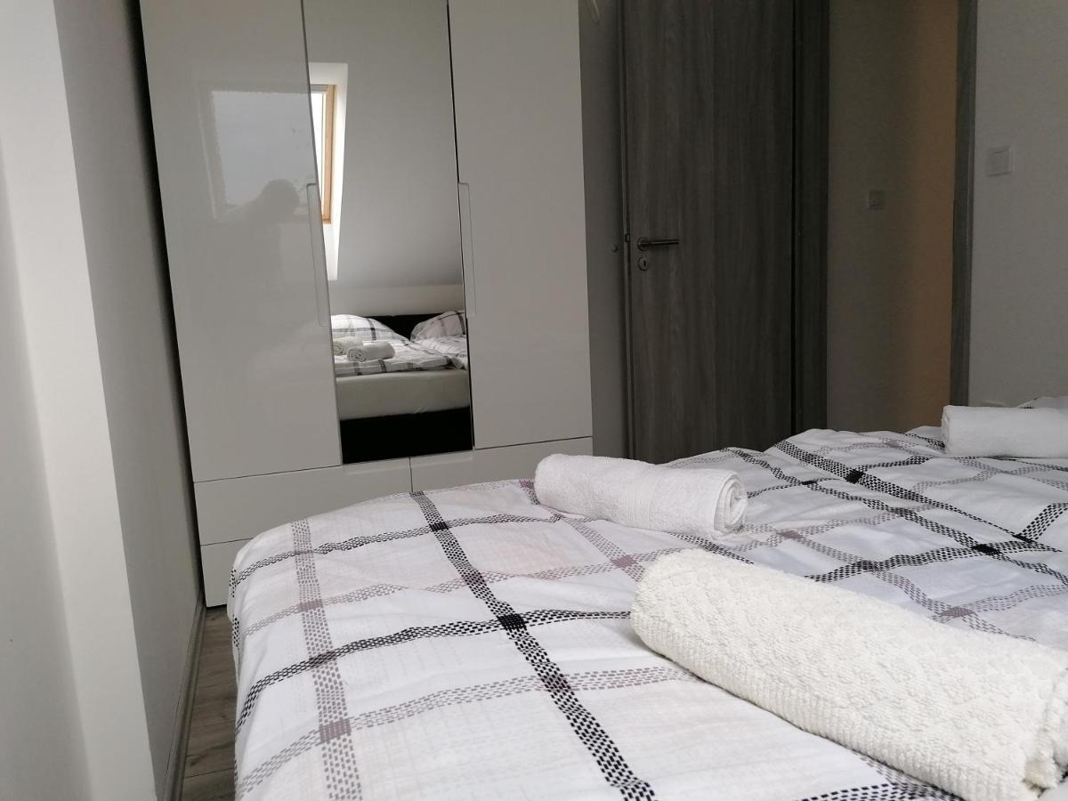 Mohacs Apartman Bagian luar foto