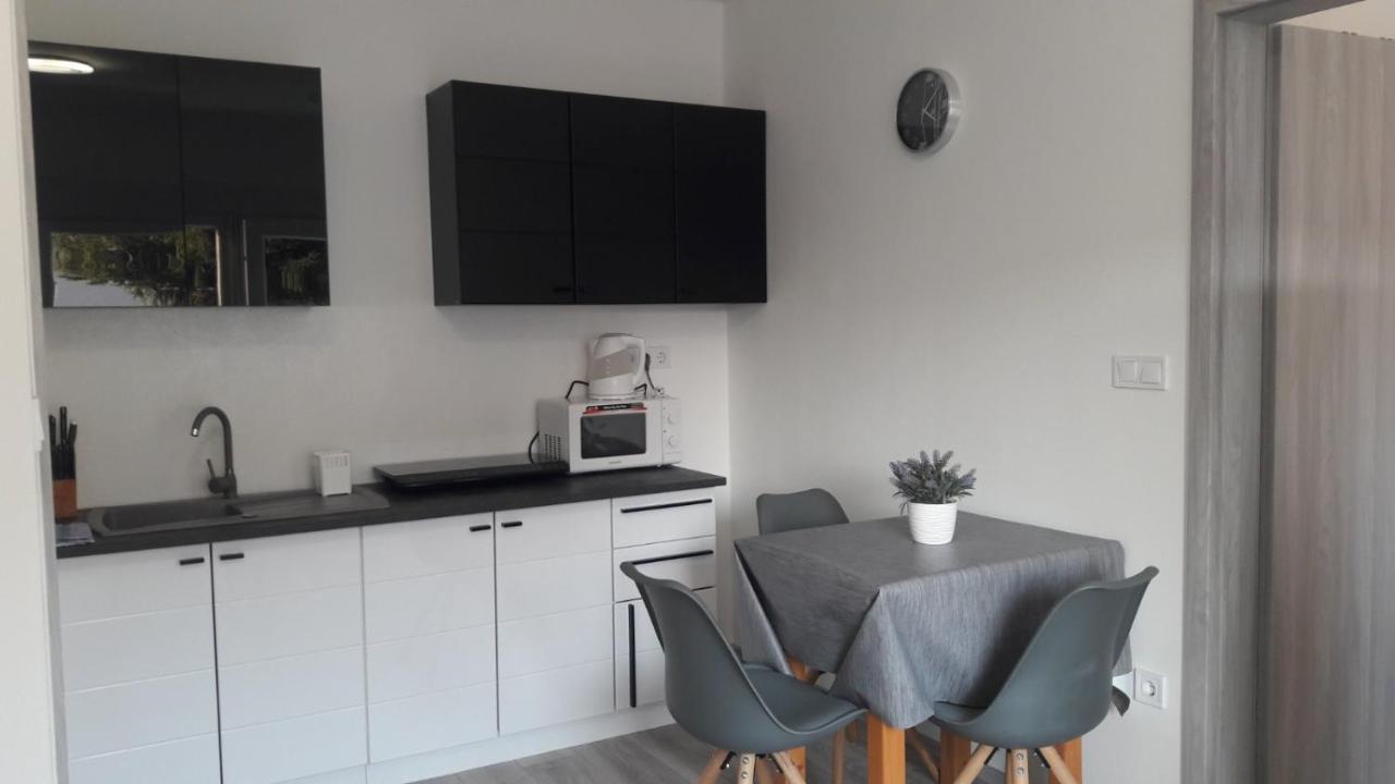 Mohacs Apartman Bagian luar foto