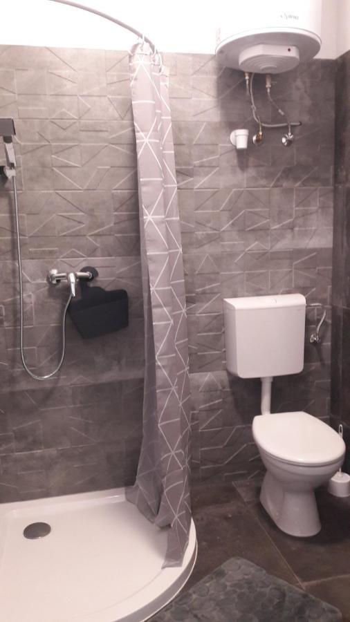 Mohacs Apartman Bagian luar foto