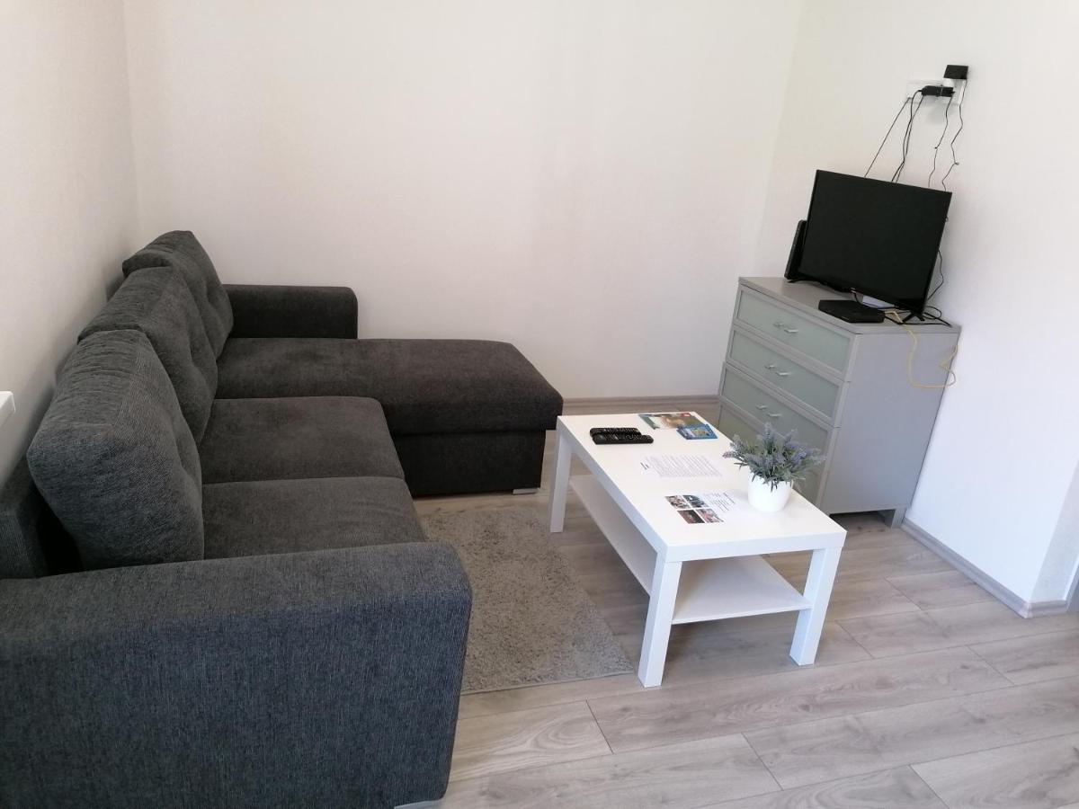 Mohacs Apartman Bagian luar foto